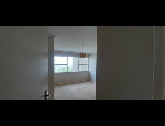 3 BEDROOM APARTMENT FOR SALE IN PRIMROSE HILL